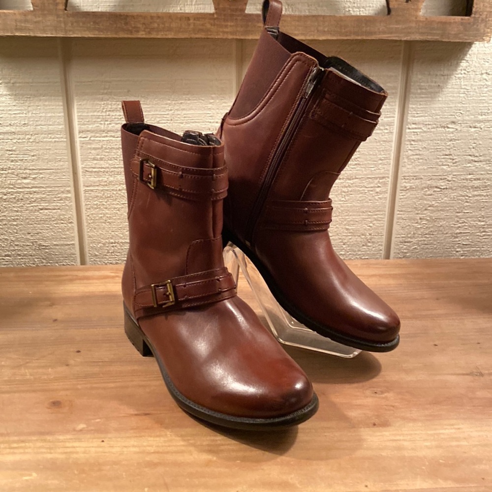 Clark’s Plaza City brown leather Moto boots, size 7.5